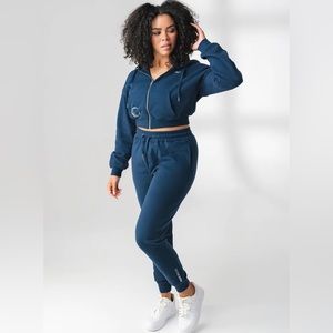 NWT Balance Athletica/Vitality Mantra Set - Size Small